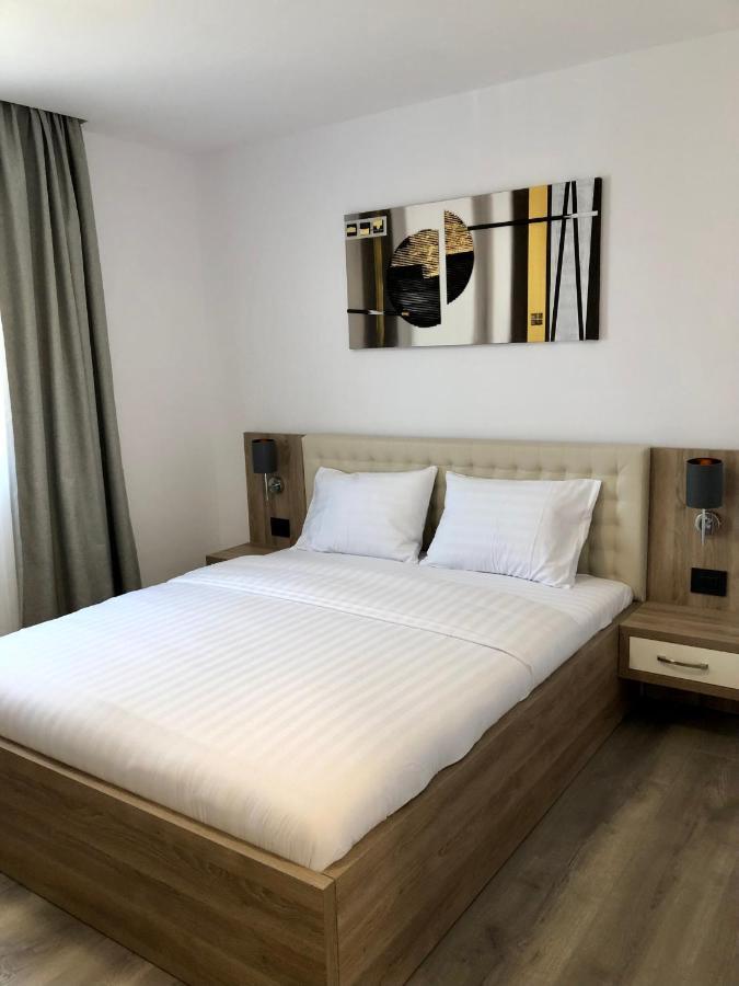 Modern And New Apartments In North Of Timisoara - Pnm Residence Uisenteş Exterior foto